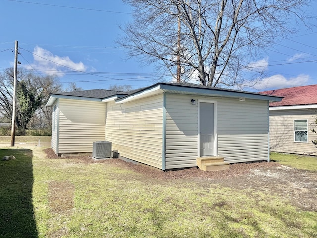 810 Roanoke Ave, Chattanooga, TN 37404 - view of outdoor structure featuring entry steps