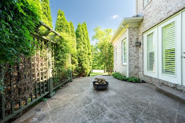 9516 Wicklow Rd, Brentwood, TN 37027 - view of patio featuring a fire pit