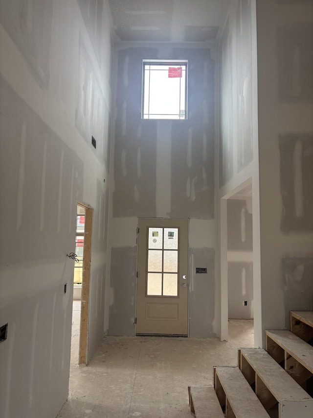 442 Spiderwort Dr, Clarksville, TN 37043 - entryway featuring stairs and a towering ceiling