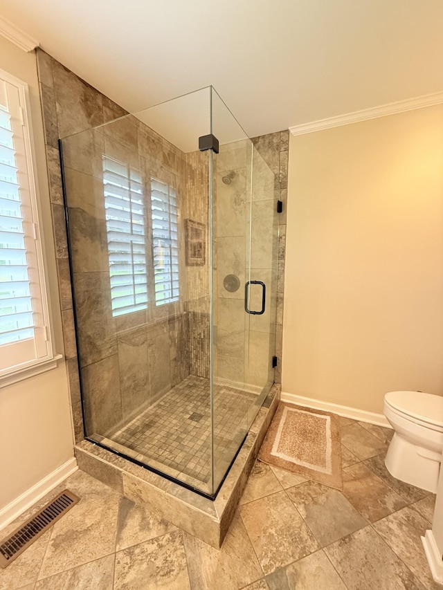 412 Winwood Dr, Lebanon, TN 37087 - bathroom featuring ornamental molding and a stall shower