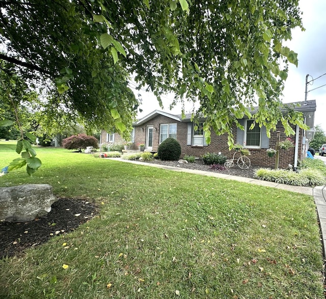 412 Winwood Dr, Lebanon, TN 37087 - single story home featuring brick siding and a front yard