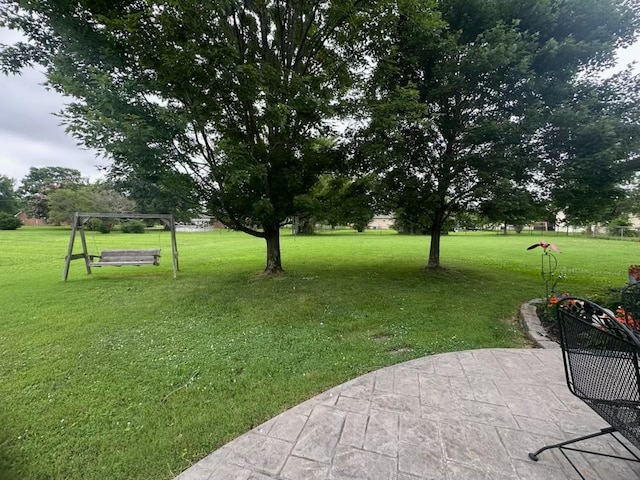 412 Winwood Dr, Lebanon, TN 37087 - view of grassy yard featuring a patio area
