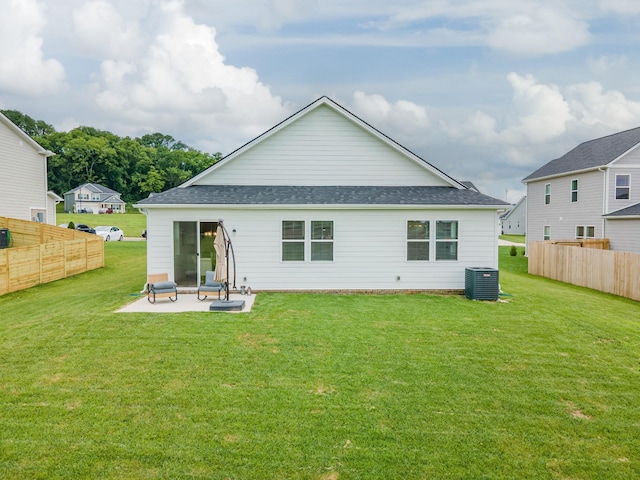 2337 Williamsport Lndg, Columbia, TN 38401 - back of property with a patio and roof with shingles