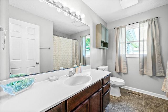 705 Pineridge Dr, Hopkinsville, KY 42240 - full bathroom with toilet and vanity