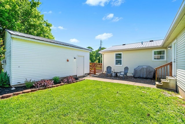 705 Pineridge Dr, Hopkinsville, KY 42240 - view of grassy yard with entry steps
