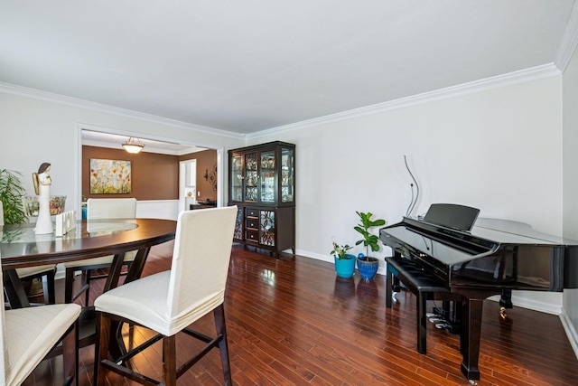 9505 Inavale Ln, Brentwood, TN 37027 - dining room with crown molding and wood finished floors