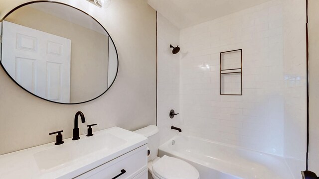 7313 Horn Tavern Ct, Fairview, TN 37062 - full bathroom featuring vanity and washtub / shower combination