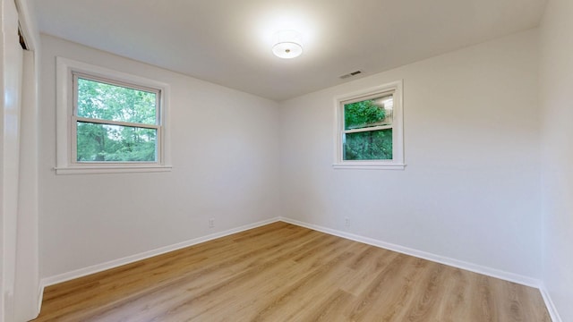 2104 W Richmond Hill Dr, Nashville, TN 37207 - unfurnished room with light wood-style floors and baseboards