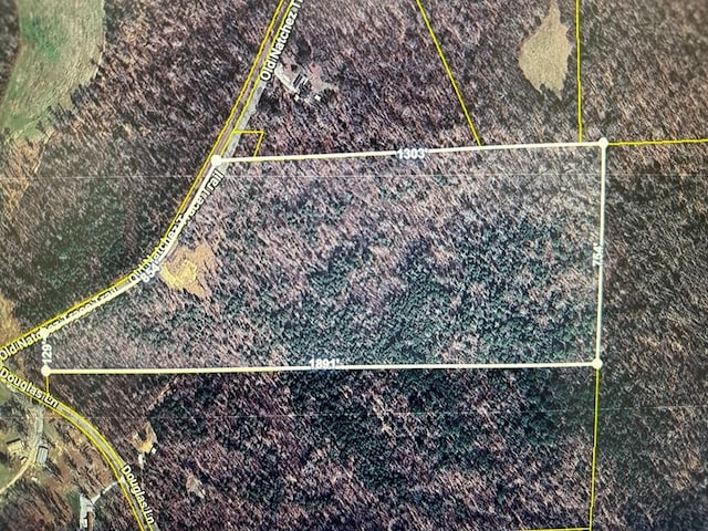 1295 Old Natchez Trace Trl, Camden, TN 38320 - map / location featuring property boundaries highlighted