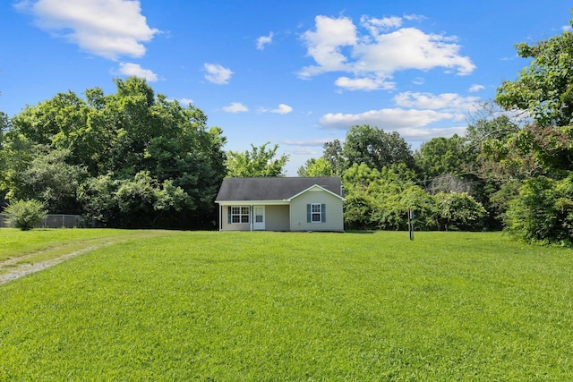 7215 Horn Tavern Rd, Fairview, TN 37062 - ranch-style house featuring a front lawn