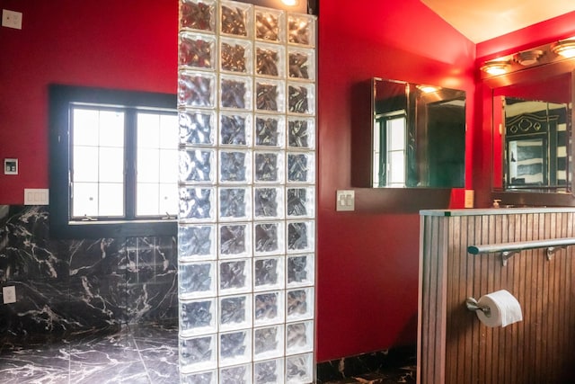 7030 Dodson Branch Rd, Cookeville, TN 38501 - bathroom with backsplash, lofted ceiling, vanity, and a shower