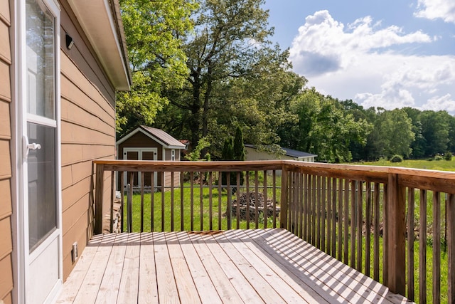 7030 Dodson Branch Rd, Cookeville, TN 38501 - wooden terrace featuring a storage shed