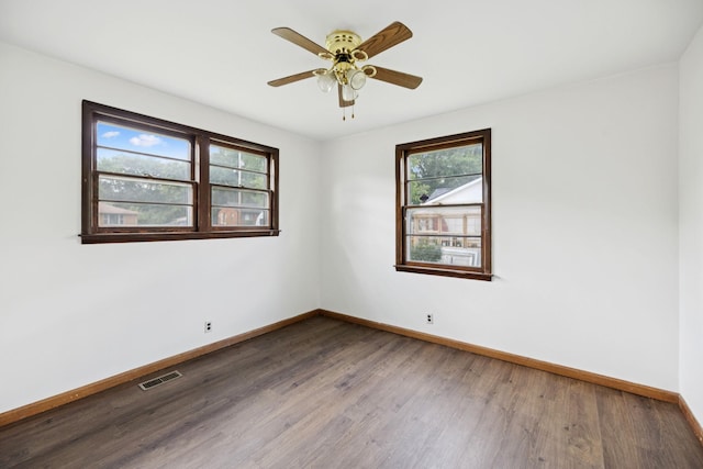 1421 Lakeview Rd, Clarksville, TN 37040 - spare room featuring wood finished floors and ceiling fan