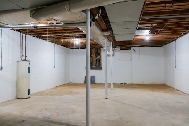 745 Contraband Ln, Cookeville, TN 38501 - unfinished basement featuring water heater