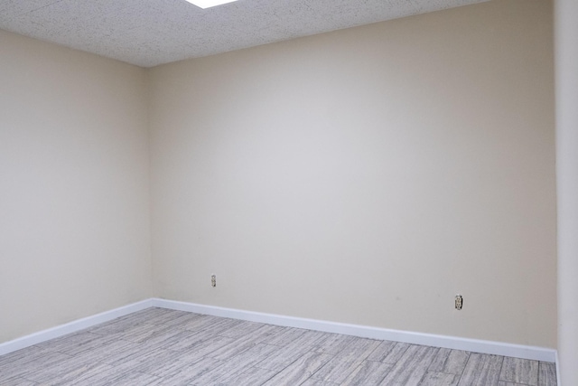 745 Contraband Ln, Cookeville, TN 38501 - empty room featuring baseboards and light wood-type flooring
