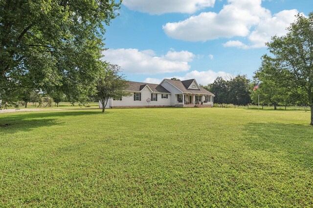 4505 Polaris Dr, Chapel Hill, TN 37034 - view of front of house with a front yard