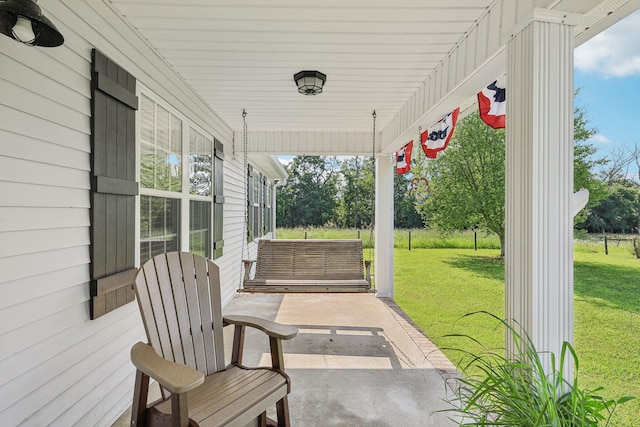4505 Polaris Dr, Chapel Hill, TN 37034 - covered porch featuring a yard