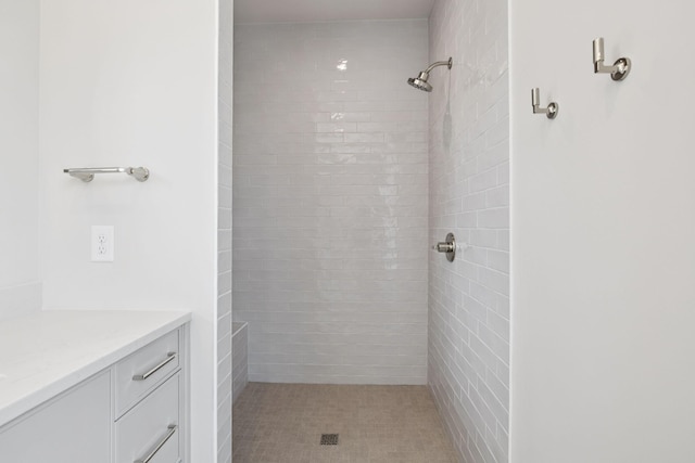 6315 Callie Ln, Brentwood, TN 37027 - bathroom featuring tiled shower and vanity