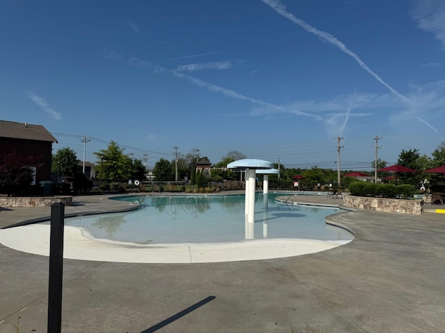 830 Long Leaf Rd, Lebanon, TN 37087 - community pool featuring a patio area