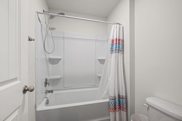 830 Long Leaf Rd, Lebanon, TN 37087 - full bath featuring shower / bathtub combination with curtain and toilet