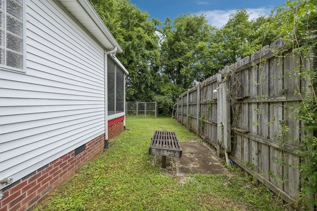 3455 Esquire Dr, Murfreesboro, TN 37130 - fenced backyard with a sunroom