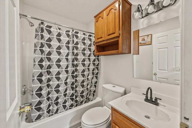 3135 Mullins Rd, Byrdstown, TN 38549 - bathroom featuring vanity and shower / bath combo with shower curtain