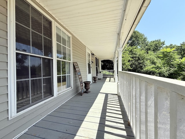 2844 Jarman Hollow Rd, Palmyra, TN 37142 - view of porch