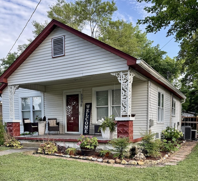 909 W 1st St, Dickson, TN 37055 - view of front of house with covered porch