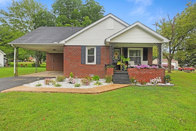 298 Florida Ave N, Parsons, TN 38363 - photo 1