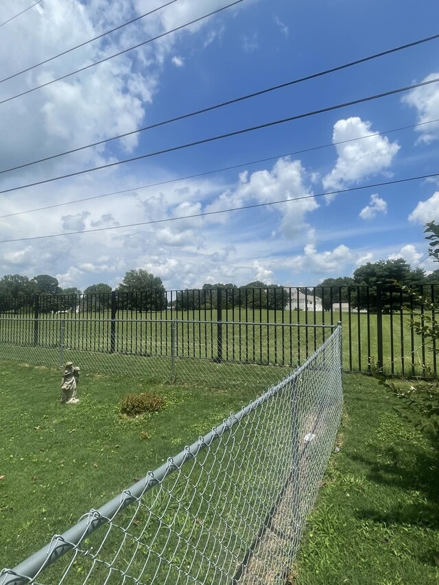 1212 Poplar Dr, Lawrenceburg, TN 38464 - view of yard