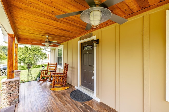 305 Bryant St, Watertown, TN 37184 - wooden porch with ceiling fan