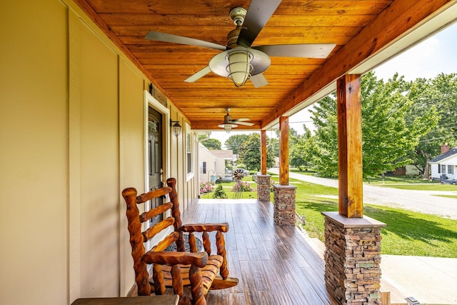305 Bryant St, Watertown, TN 37184 - covered porch featuring ceiling fan
