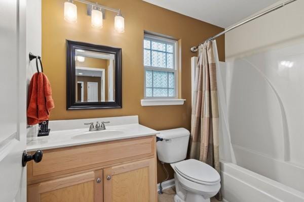 414 Grace St, Springfield, TN 37172 - full bath featuring vanity and shower / tub combo