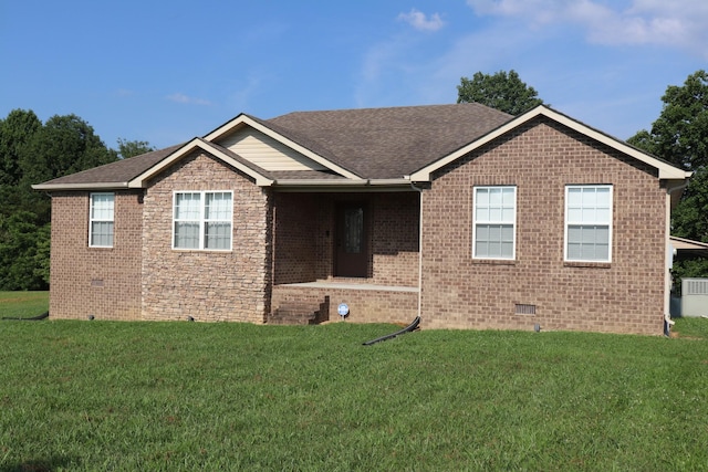 120 Mai Ridge Ln, Lafayette, TN 37083 - ranch-style home with crawl space, a front yard, brick siding, and a shingled roof
