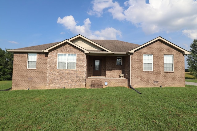 120 Mai Ridge Ln, Lafayette, TN 37083 - ranch-style home featuring crawl space, a front yard, brick siding, and a porch