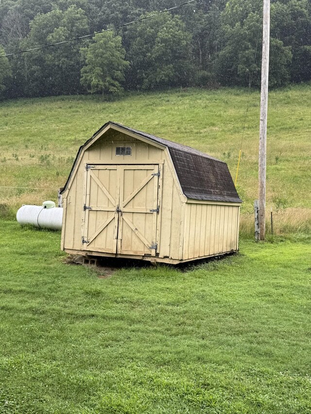 3911 Old Bottom Rd, Lafayette, TN 37083 - view of shed