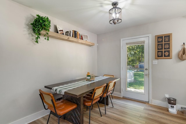 614 Joshua Dr, Clarksville, TN 37042 - dining room with light wood-style flooring and baseboards