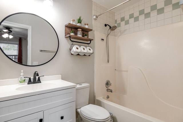 614 Joshua Dr, Clarksville, TN 37042 - full bath featuring shower / bathtub combination, vanity, and ceiling fan