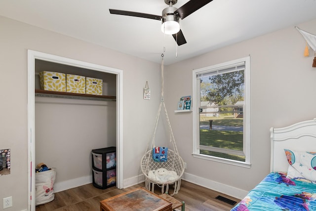 614 Joshua Dr, Clarksville, TN 37042 - bedroom with wood finished floors, ceiling fan, and a closet