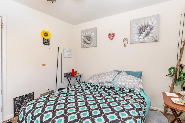 1205 Bloom Landing Rd, Charlotte, TN 37036 - bedroom featuring baseboards