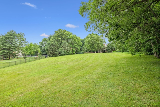 9214 Hunterboro Dr, Brentwood, TN 37027 - view of yard with view of scattered trees