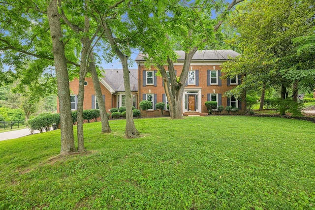 9214 Hunterboro Dr, Brentwood, TN 37027 - view of front facade with brick siding and a front yard