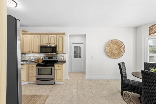 8746 Streamside Dr, Ooltewah, TN 37363 - photo 14