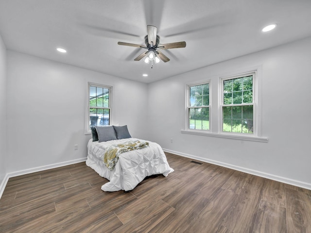 242 Long St E, Mc Ewen, TN 37101 - photo 13