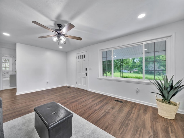242 Long St E, Mc Ewen, TN 37101 - photo 12