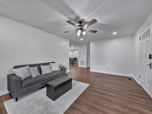 242 Long St E, Mc Ewen, TN 37101 - photo 11