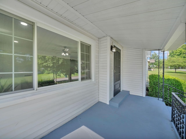 242 Long St E, Mc Ewen, TN 37101 - photo 30