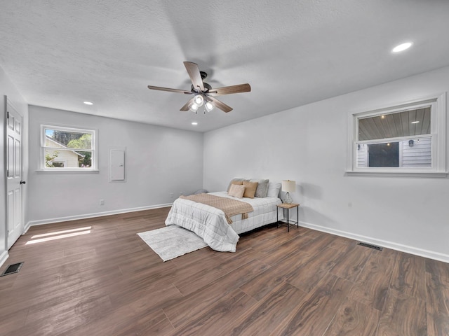 242 Long St E, Mc Ewen, TN 37101 - photo 19