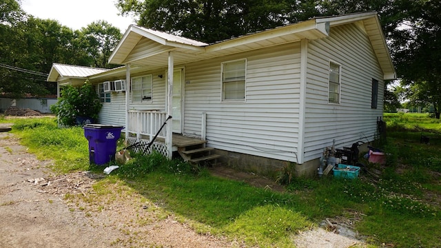 606 E Church St, Kenton, TN 38233 - view of front of property featuring a metal roof