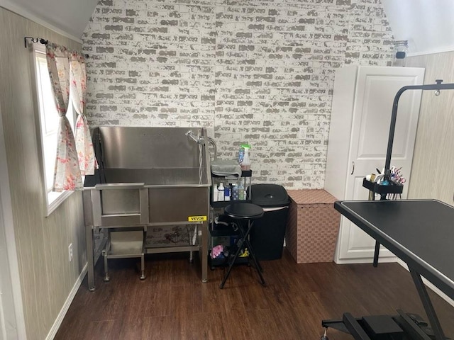 808 Days Rd, Lafayette, TN 37083 - office area featuring lofted ceiling and dark wood-type flooring
